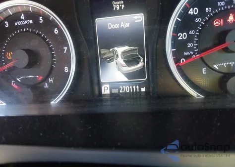 2015 Toyota Camry Se z USA, uszkodzony, nr VIN 4T1BF1FK2FU054080